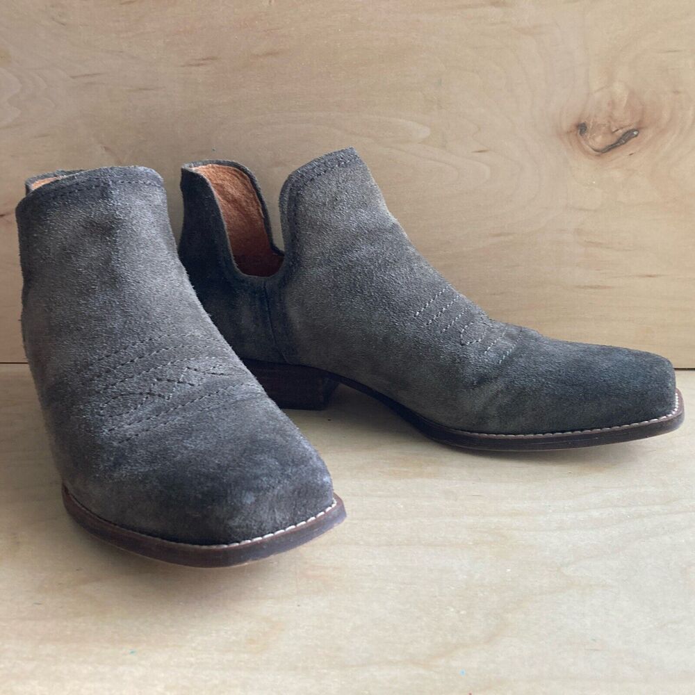 Zodiac Women's Boot Bootie Grey Suede Size  9.5  M  Western Toe